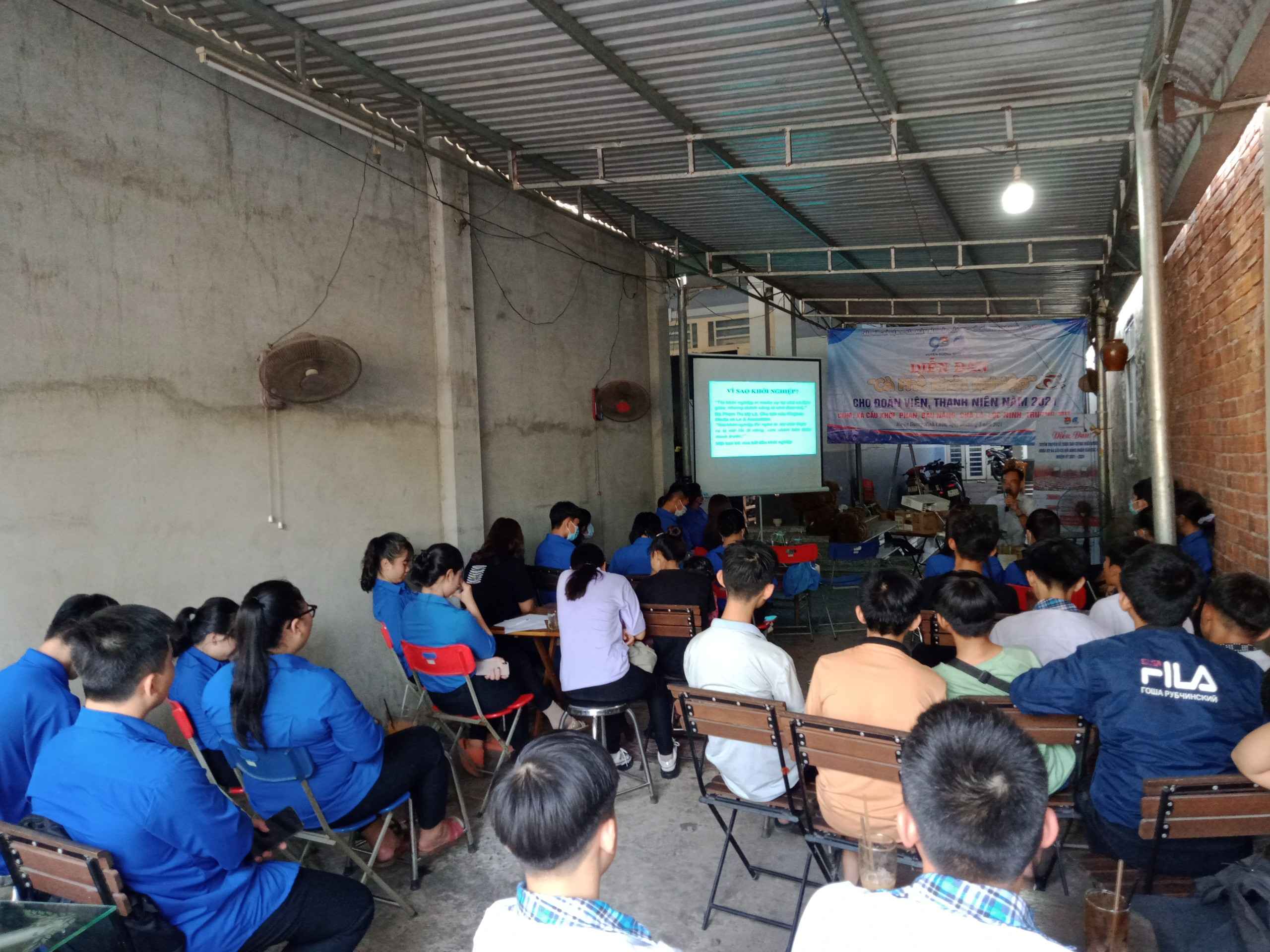 Huyện Đoàn Dương Minh Châu: Tổ chức diễn đàn cà phê khởi nghiệp